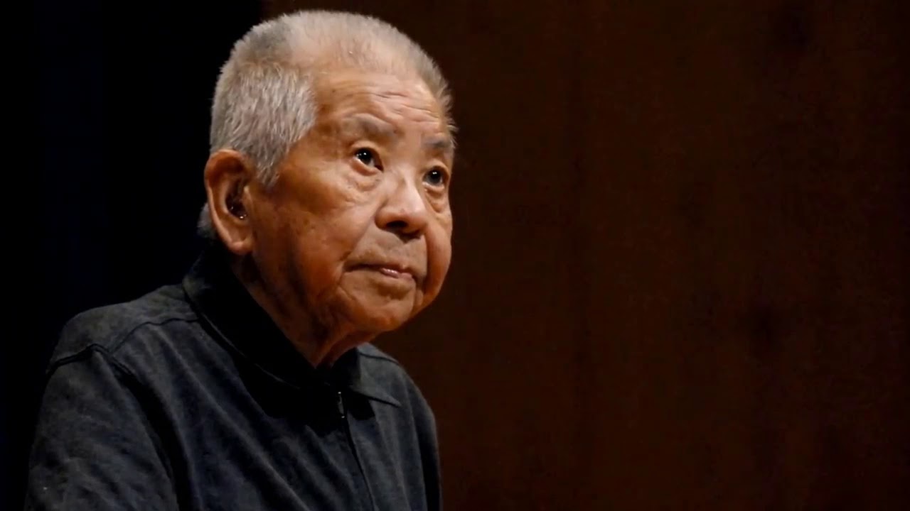 Цутому Ямагути - человек, переживший два атомных взрыва. - YouTube