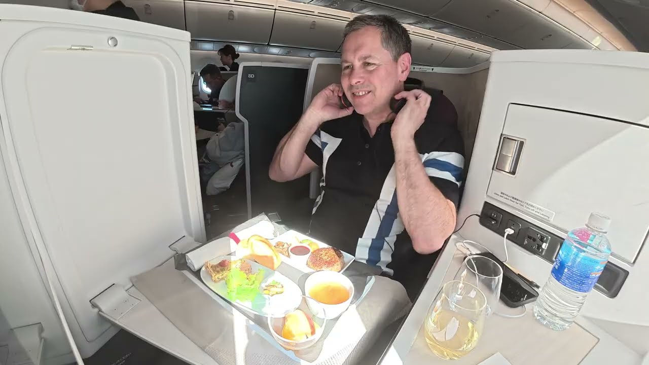 Japan Airlines Business Class on the Boeing 787-9.
