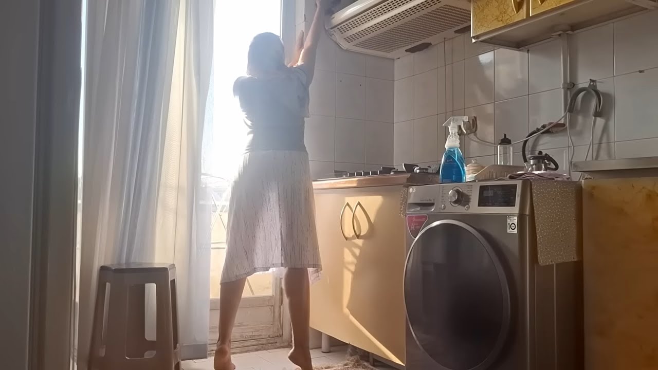 Benimle birlikte mutfağı ve ocağı temizlemenin keyfi