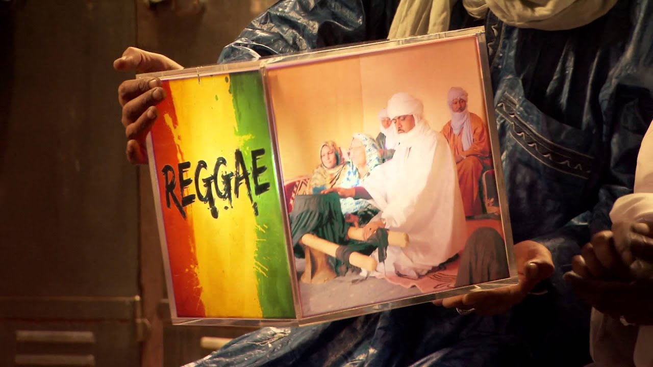 Tinariwen - Le Ring - Interview - YouTube