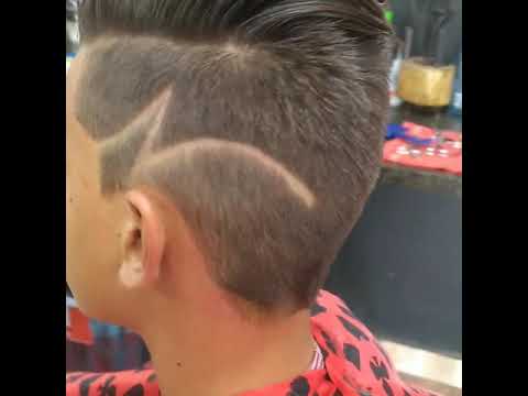 Foto: Corte degrade fade + Barba + Listra, Danilo