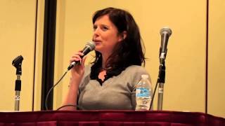 Torri Higginson Talks About the Cast of Stargate Atlantis and Jason Momoa Stripping