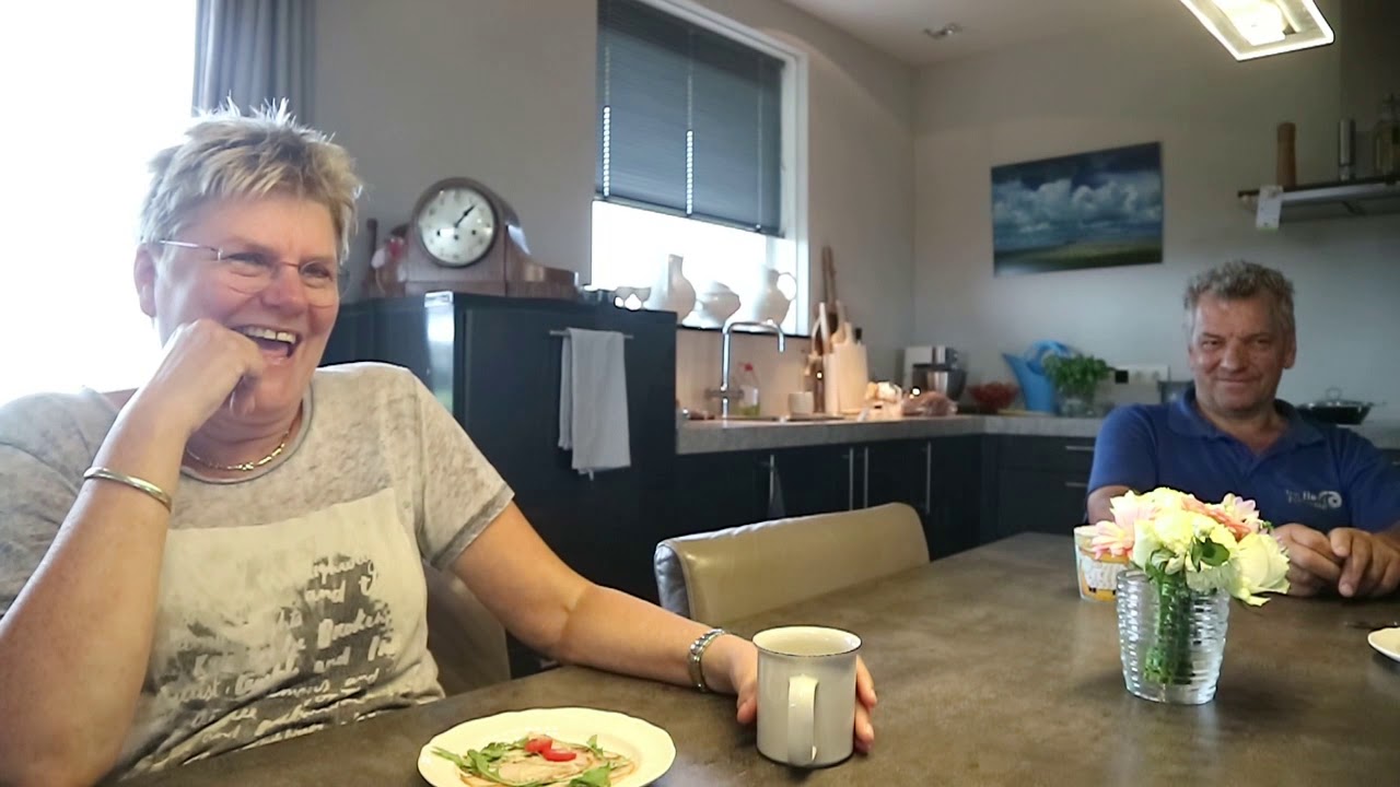 Een boerin met een eigen vleesmerk: 'Het is een pittige klus' - Bie de boer (43)