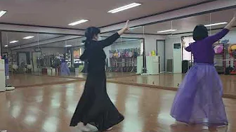 230309/(2편)태평무.엇모리장단동작설명/일본 무용애호가님 태평무배우기(지도-심규순)한국무용배우기 230309/(2편)태평무.엇모리장단동작설명/일본 무용애호가님 태평무배우기(지도-심규순)한국무용배우기