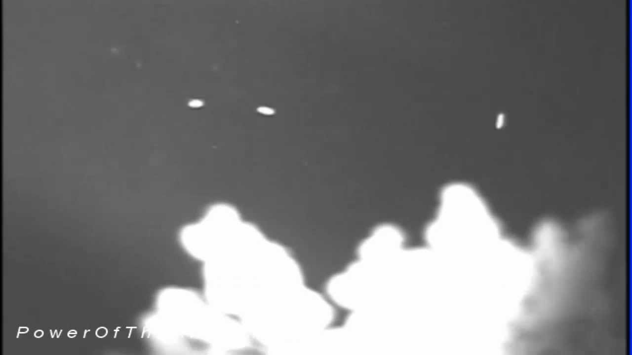 Orbs - Three Dancing Orbs - (OVNI, fallen angels, UFOs, light spheres, orbs) - Cedar Rapids - Iowa