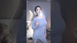 迷人的黎闪电20221202071551