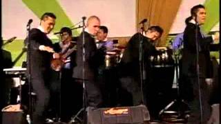 Amaya Hermanos - Lejos De Ti (En Vivo) HD 2011