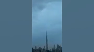 القارئ عبدالله الموسى (ومن آياته يريكم البرق خوفاً و طمعا...