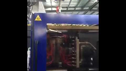 TOPSTAR - 3  thin wall container taking out by high speed robot