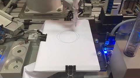 Sinh viên Nghề Cơ điện tử học lập trình Robot ABB IRB 120 trên phần mềm Robot Studio