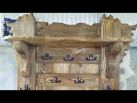 Полка-вешалка из массива дерева под старину
