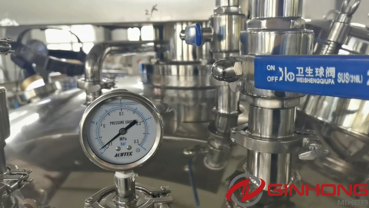 YX-1000 vacuum mixing tanks with working platforms