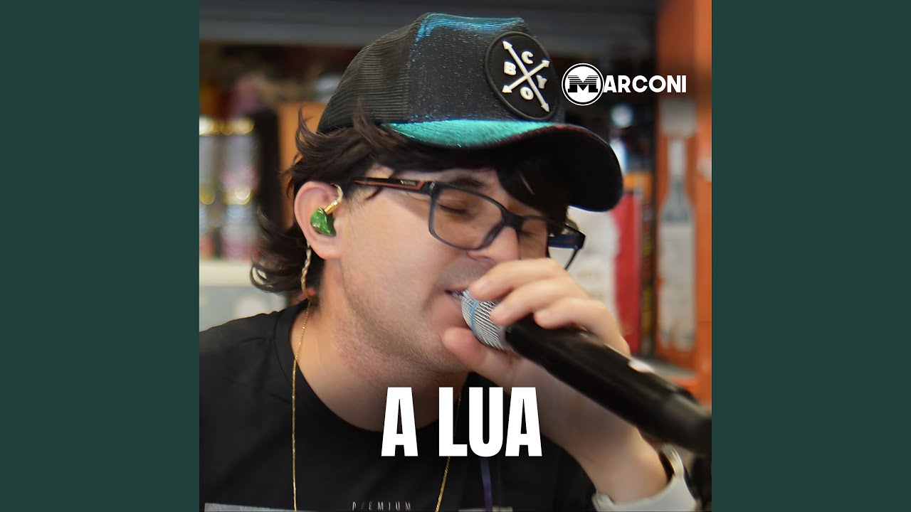 A Lua (Cover) - YouTube