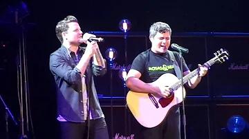 Dani Martín y Alejandro Sanz. Que bonita la vida