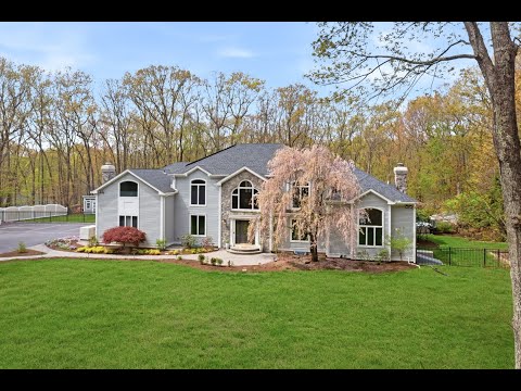 63 Coventry Lane, Trumbull, CT home video tour
