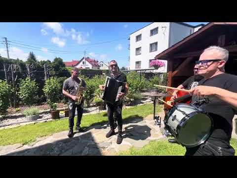 pociągniemy te sanki 🪗