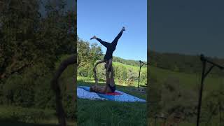Acroyoga - Floxic