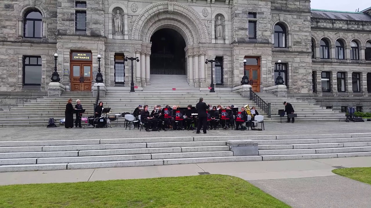 camera iphone 8 plus apk The Greater Victoria Concert Band Playing in front of the British Columbia Parliament Building