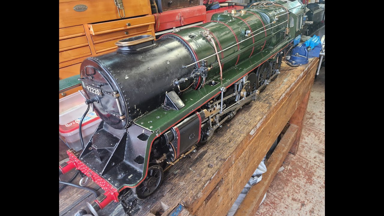 My 5 Inch gauge 9F - light at the end of the tunnel?