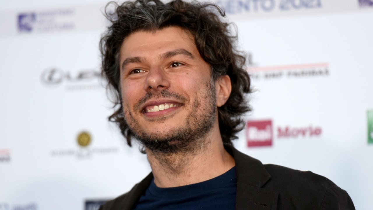 Mixed By Erry Intervista a Sydney Sibilia YouTube