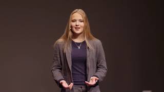 Everyone can become a polygot | Taisiia Tvertina | TEDxTwenteU