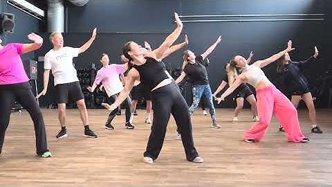 Sapphire - Dance (No transitions)