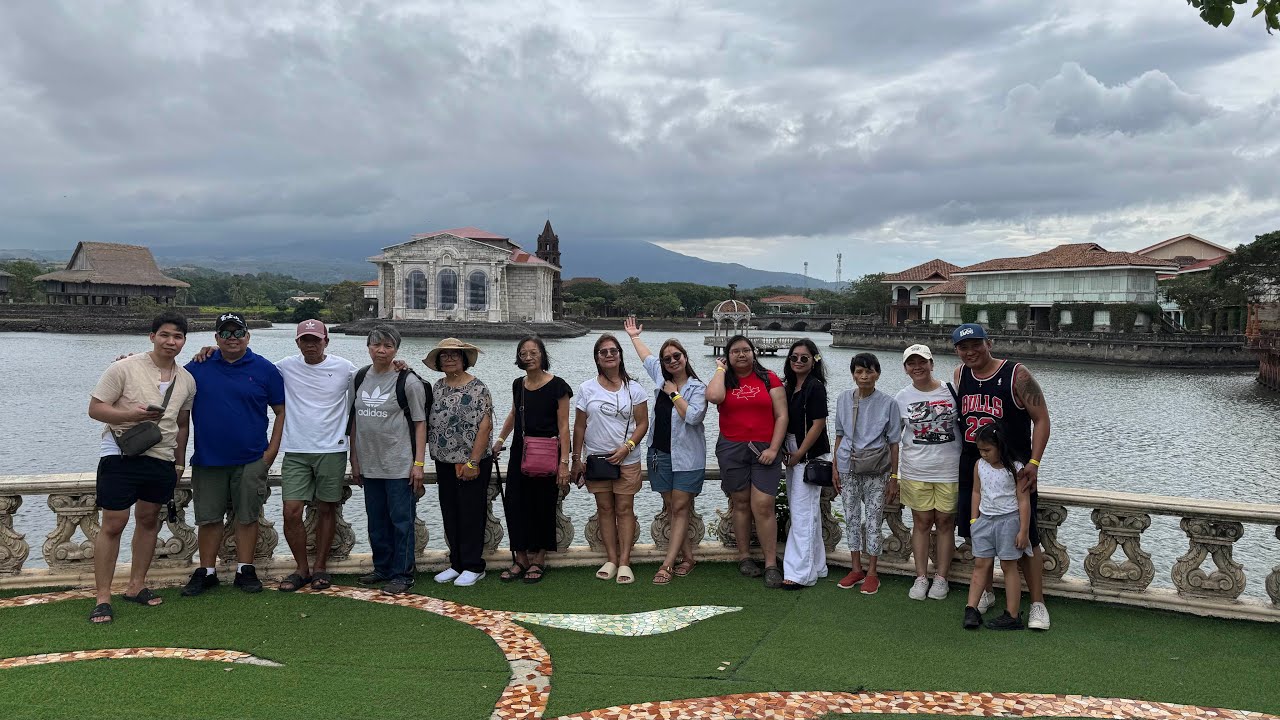 Balsa Ride Las Casas Filipinas De Acuzar Part 2 - Balsa Ride Trip - YouTube