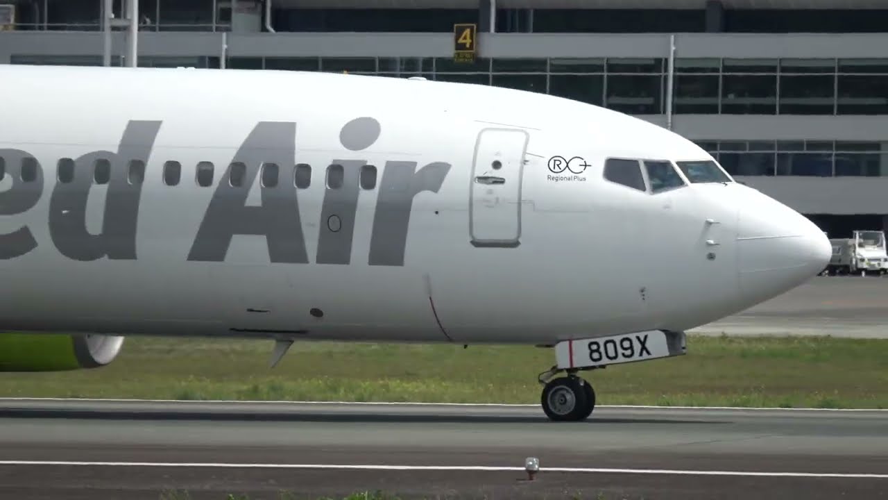 熊本空港 Solaseed Air Boeing737-800 JA809X - YouTube