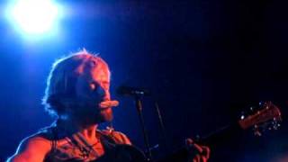 Xavier Rudd - Performing Whirlpool at the Malkin Bowl