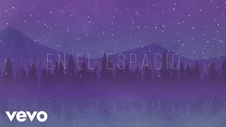 Video thumbnail of "Leiva - En el Espacio (Lyric Video)"