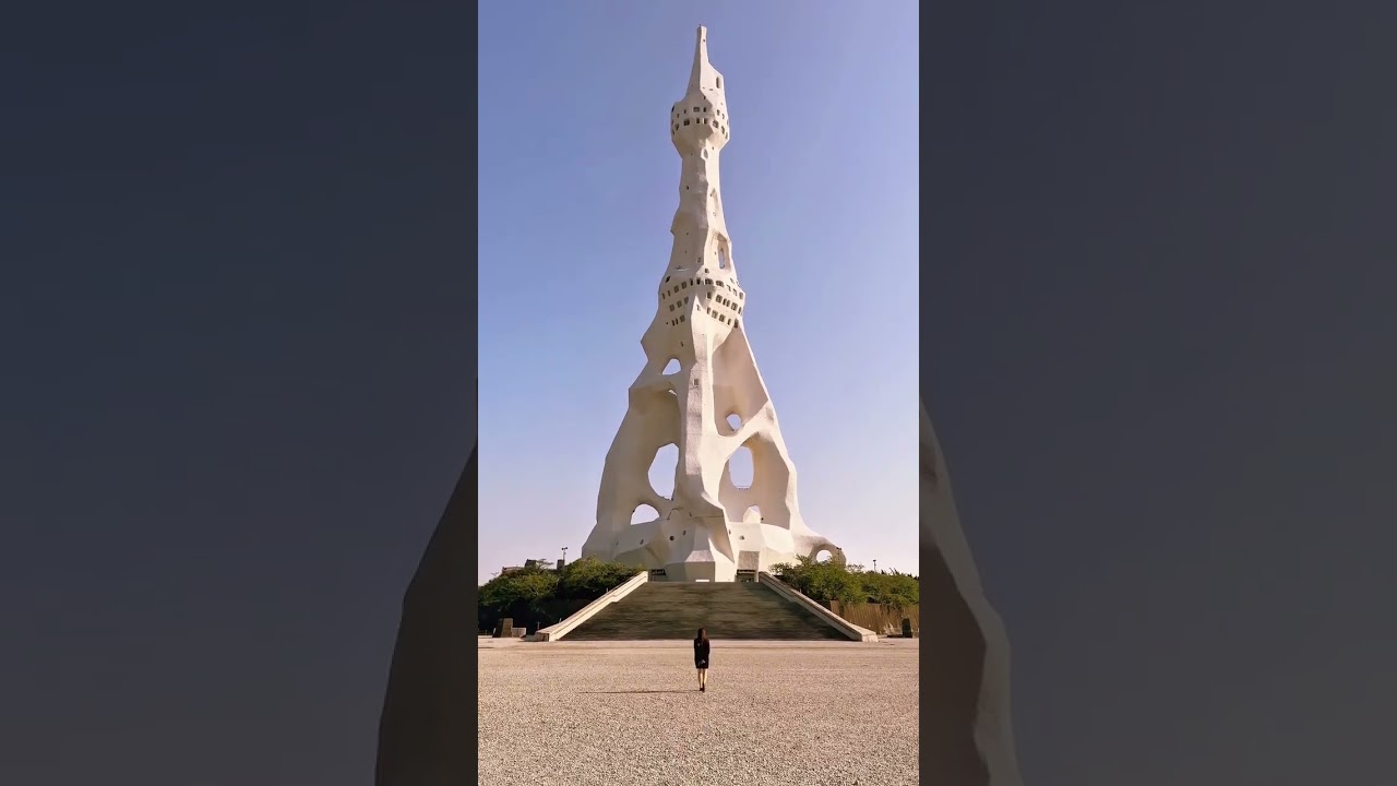 Peace Tower, Tondaboyashi Japan 🇯🇵 