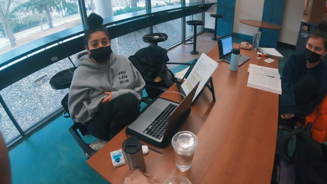 MAGIC FOR HOT UNIVERSITY GIRLS