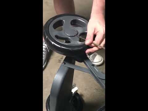 Joovy Caboose- How to Remove the Rear Wheels