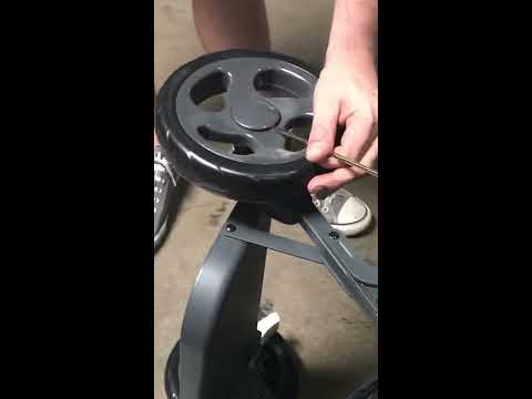 Joovy Caboose How To Remove The Rear Wheels Youtube