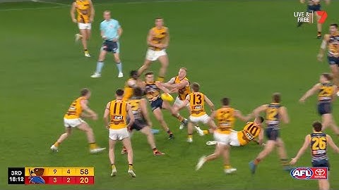 R17: Keays Snaps on Goal