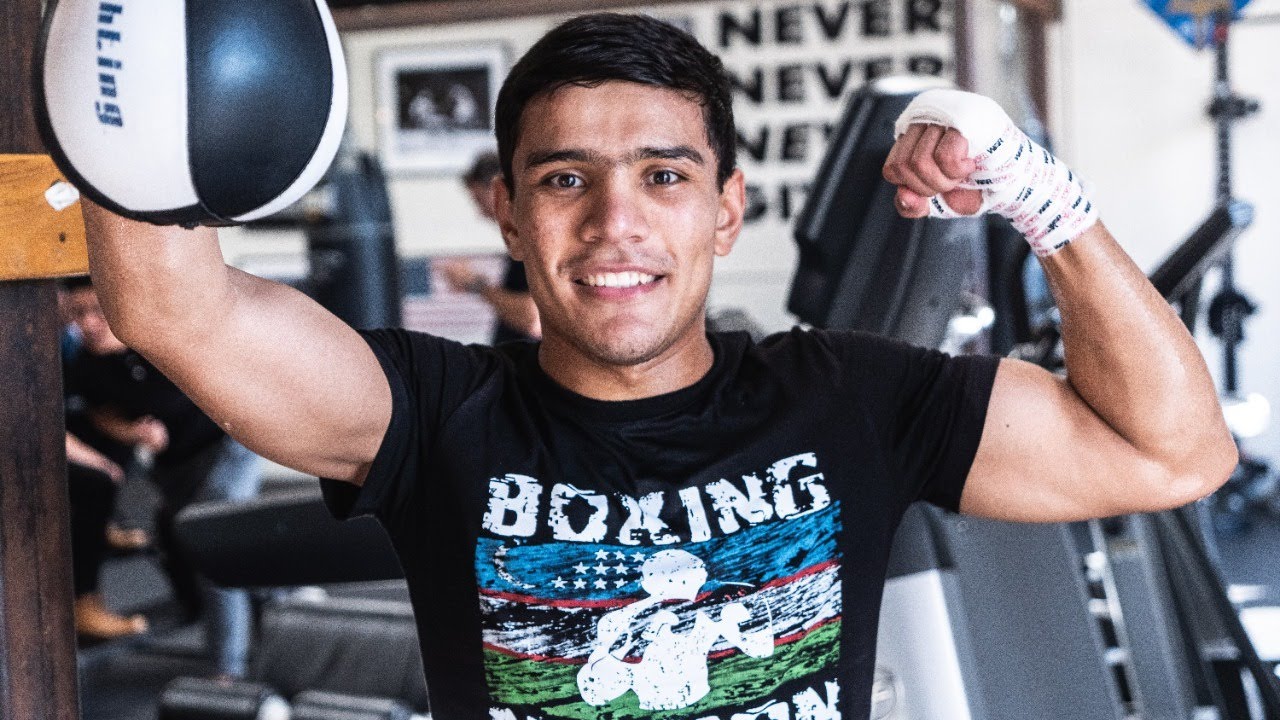 MJ KAKA: THE CHAMP IS HERE   | Мир Бокса