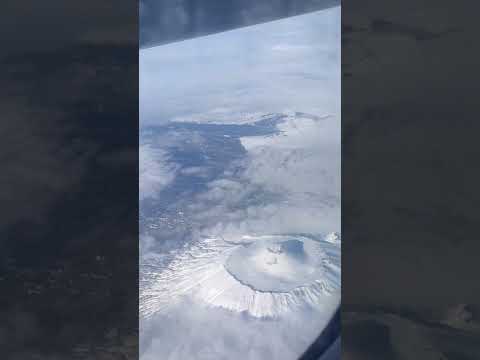 Video: Vulkan Tyatya - Kunaşir adasının alovlu dağı