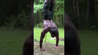 Handstands come easy with you strong #motivation #soulfoodsunday #sports #soulfood