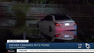 Car crashes into pond in Rancho Bernardo