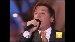 Vignette de la vidéo "Ricardo Montaner - Tan Enamorados En Vivo Festival Viña del Mar 2005"