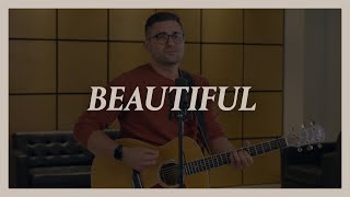 Download lagu Beautiful