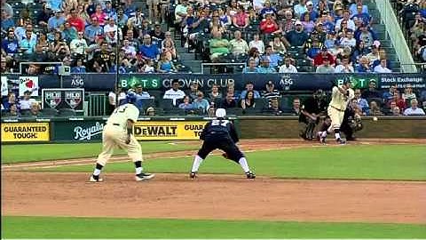 2012/07/21 Escobar scores on fielding error