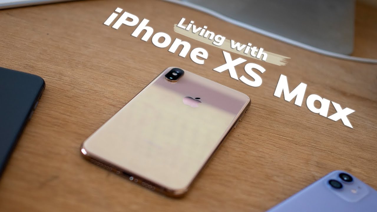 should i buy iphone xs max