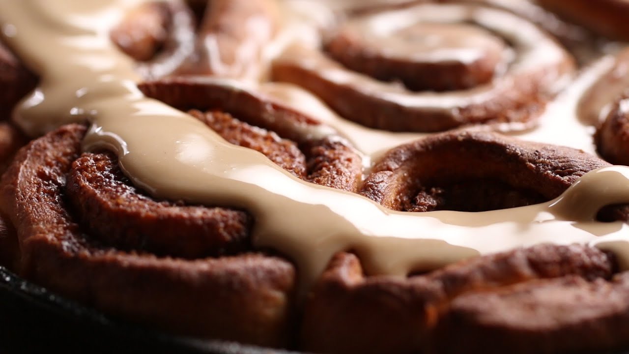 Pumpkin Spiced Latte Cinnamon Roll