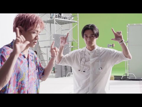 THE RAMPAGE川村壱馬＆浦川翔平、息ピッタリのダンスリハ！　バイトルPRO新TVCM「踊る4兄弟」篇メイキング