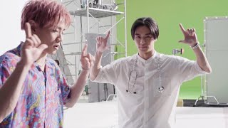 THE RAMPAGE川村壱馬＆浦川翔平、息ピッタリのダンスリハ！　バイトルPRO新TVCM「踊る4兄弟」篇メイキング