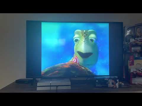 Finding Nemo (2003) Marlin meets crush