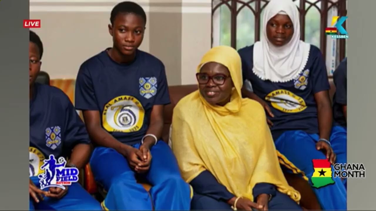 Sir Joe Laka donates 5000 cedis to the T.I AMASS Athletics Girls team