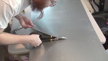 Building an ITG2 dance pad replica - episode 3: Metal cutting