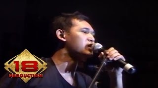 Bondan Fade 2 Black - Rezpector (Live Konser Jateng 26 Februari 2011)